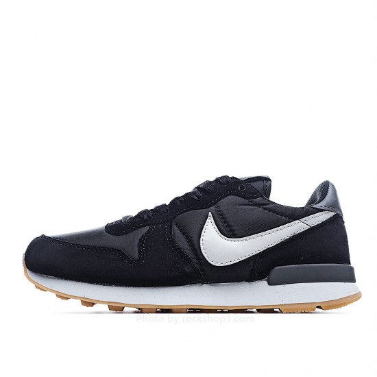 Wmns Internationalist 'Black Gum'