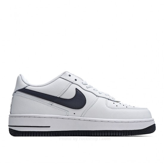 Nike Air Force 1 Low 07 Low Top Sneakers