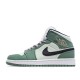 Wmns Air Jordan 1 Mid SE 'Dutch Green'