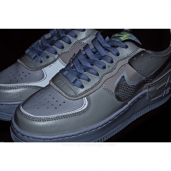 Nike WMNS Air Force 1 Shadow Low-Top Sneakers