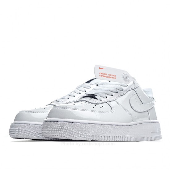 Nike Air Force 1 07 LX  