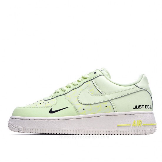 Nike Air Force 1 Low 