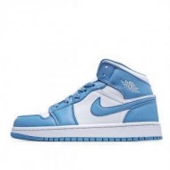 Air Jordan 1 Mid 'UNC'