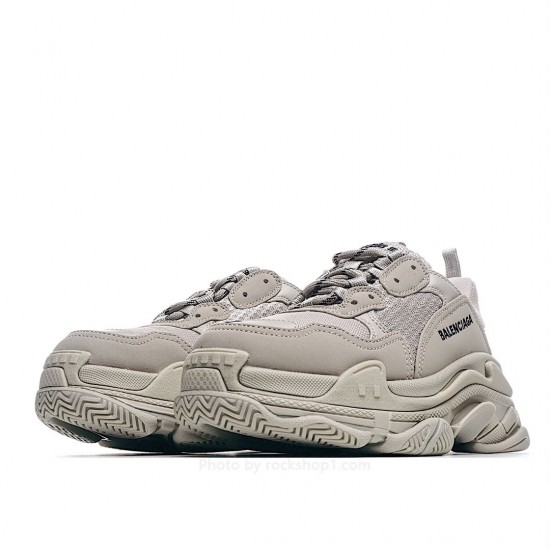 Balenciaga Triple S dad shoes running shoes