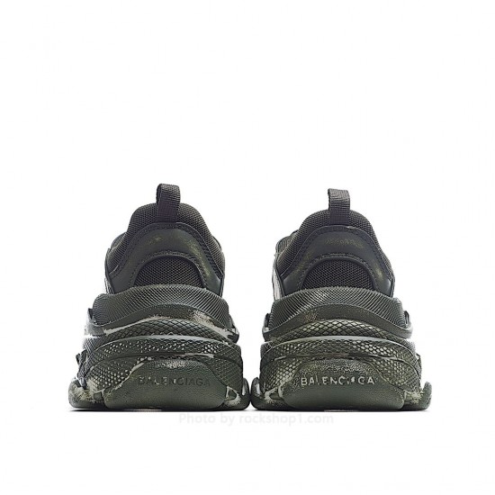 Balenciaga Triple S dad shoes running shoes