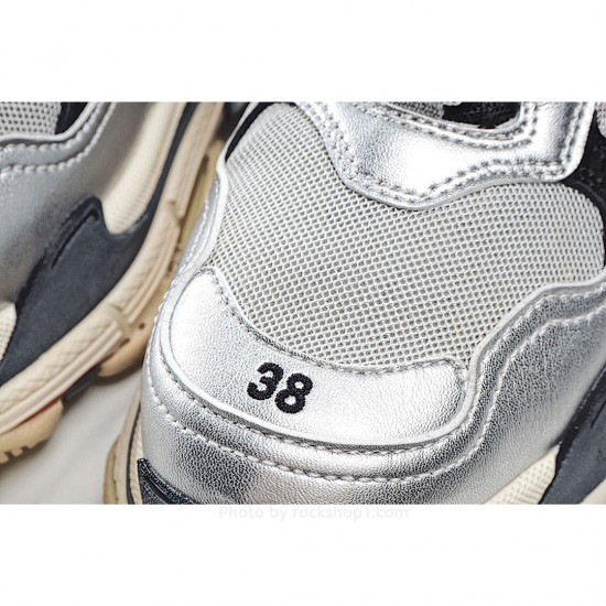 Balenciaga Triple S dad shoes running shoes