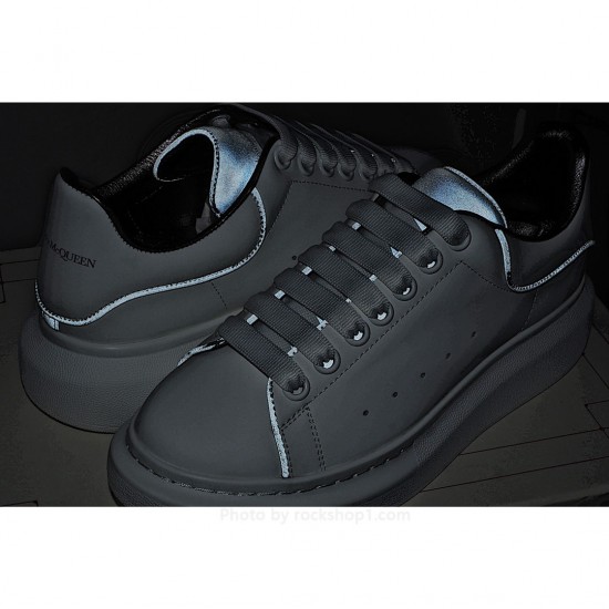 Alexander McQueen sole sneakers