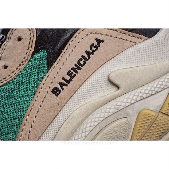 Balenciaga Triple S dad shoes running shoes