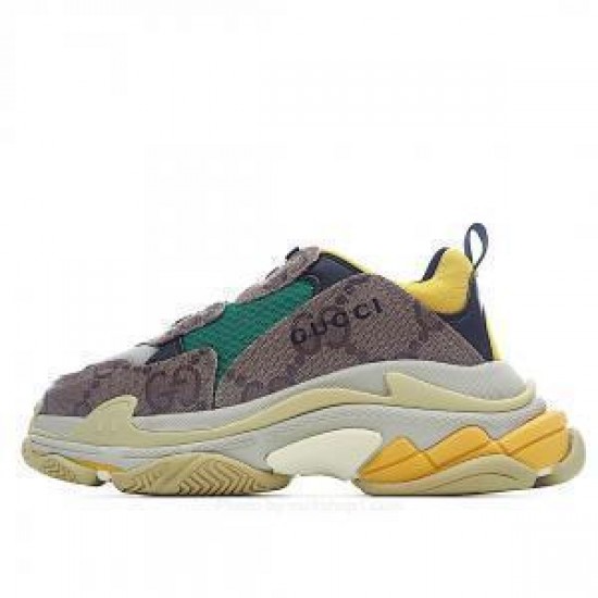 Balenciaga Triple S dad shoes running shoes