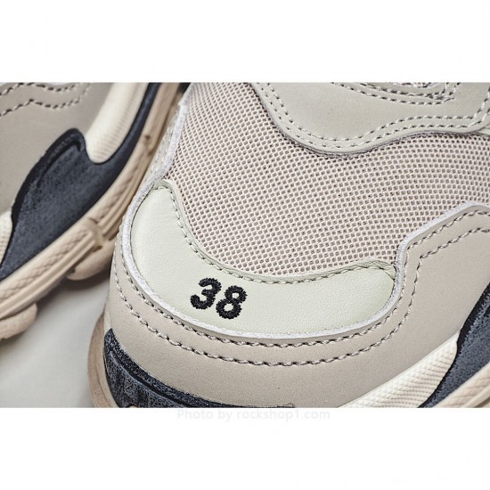 Balenciaga Triple S dad shoes running shoes